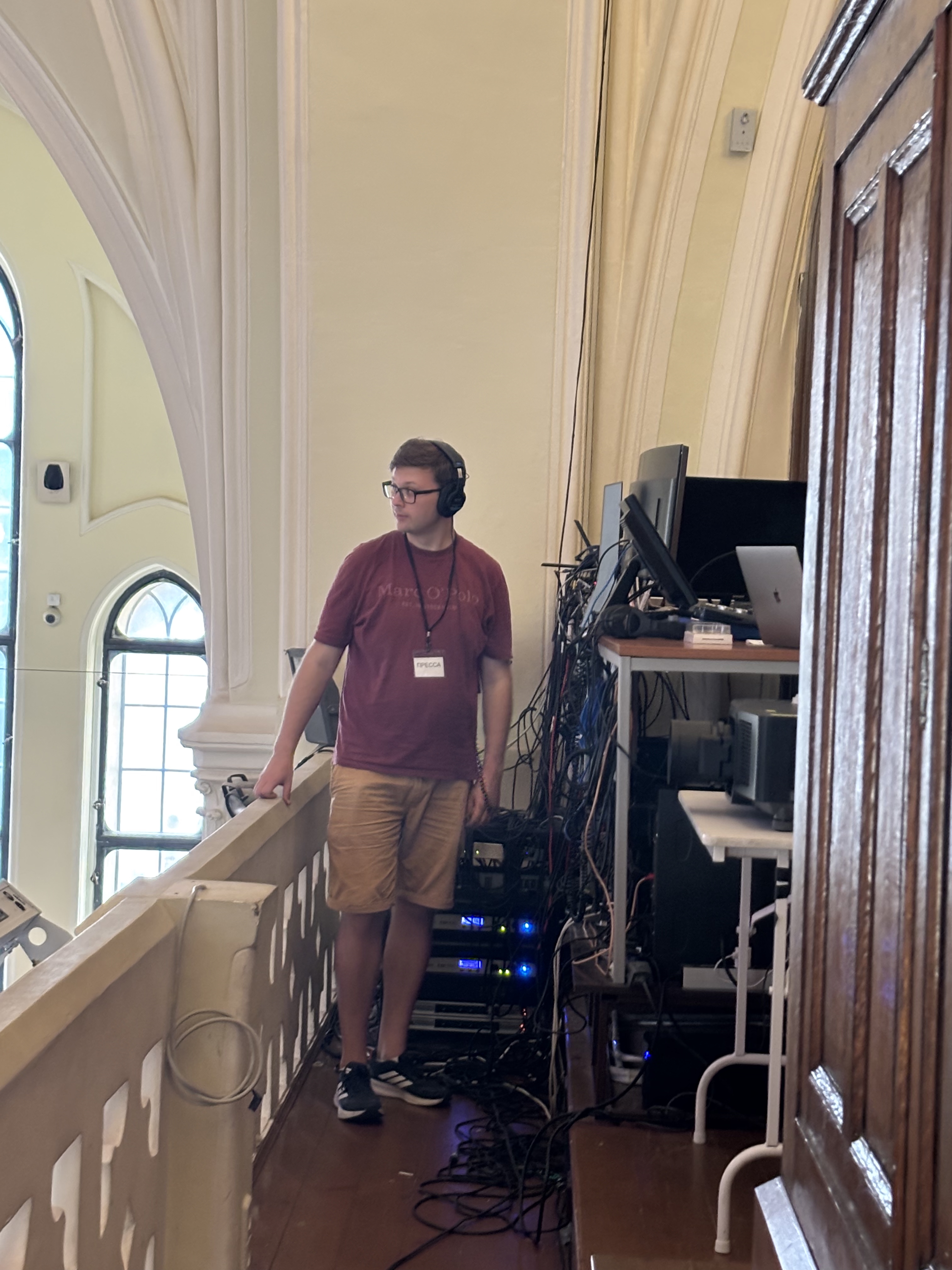 Live music recording on set